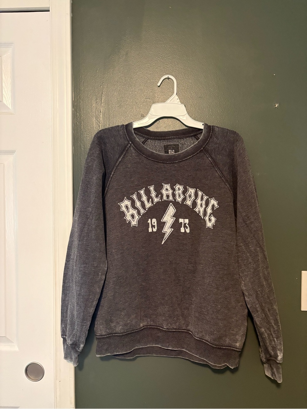 Billabong Charcoal Graphic Crewneck Sweatshirt Size L